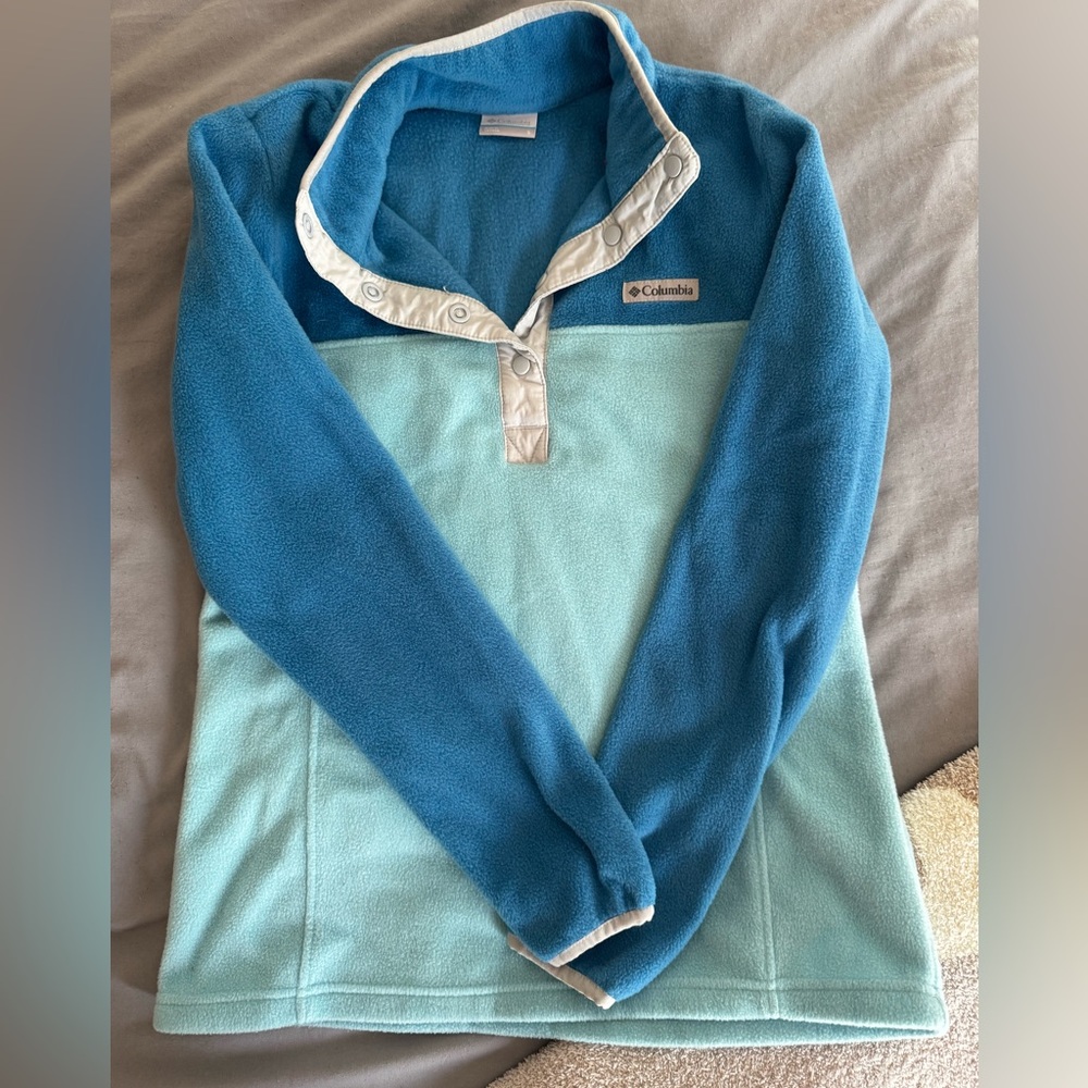 Columbia Teal and Sky Blue Fleece Pullover